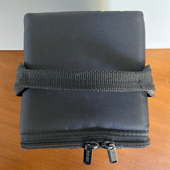 Vintage Case Logic 15 CD Portable Storage / Carrying Case, Black, 1 of 2 - Picture 5 of 9